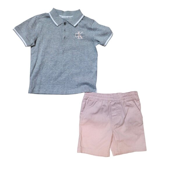 Calvin Klein Toddler Boys 2 Piece Short and Collared Shirt Set Size 2T - Picture 1 of 2
